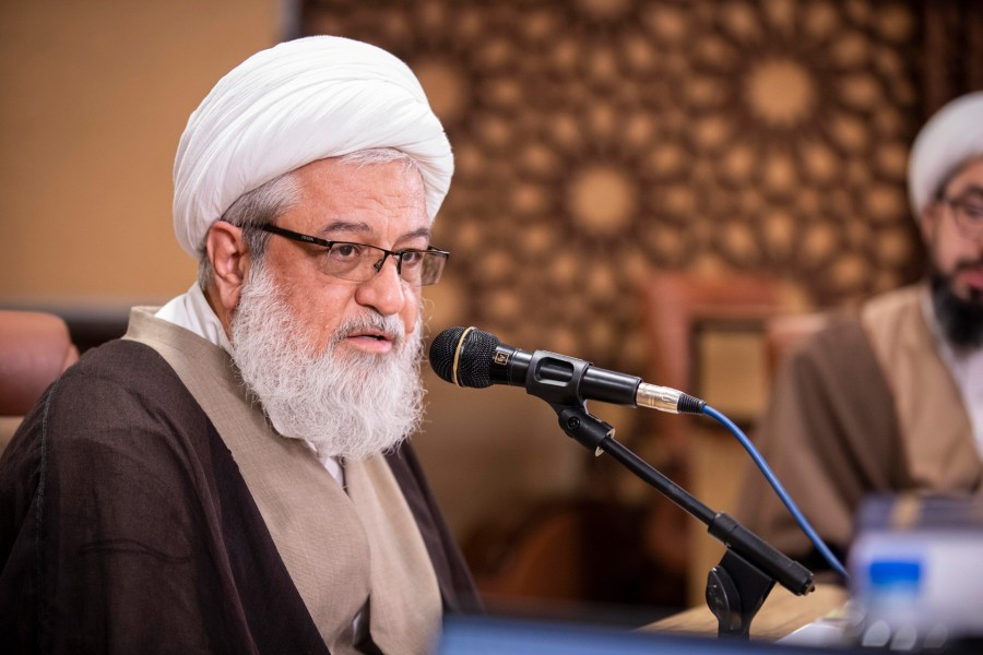 استاد محمدرضا عابدینی در جلسه‌ی مسجد هدایت
